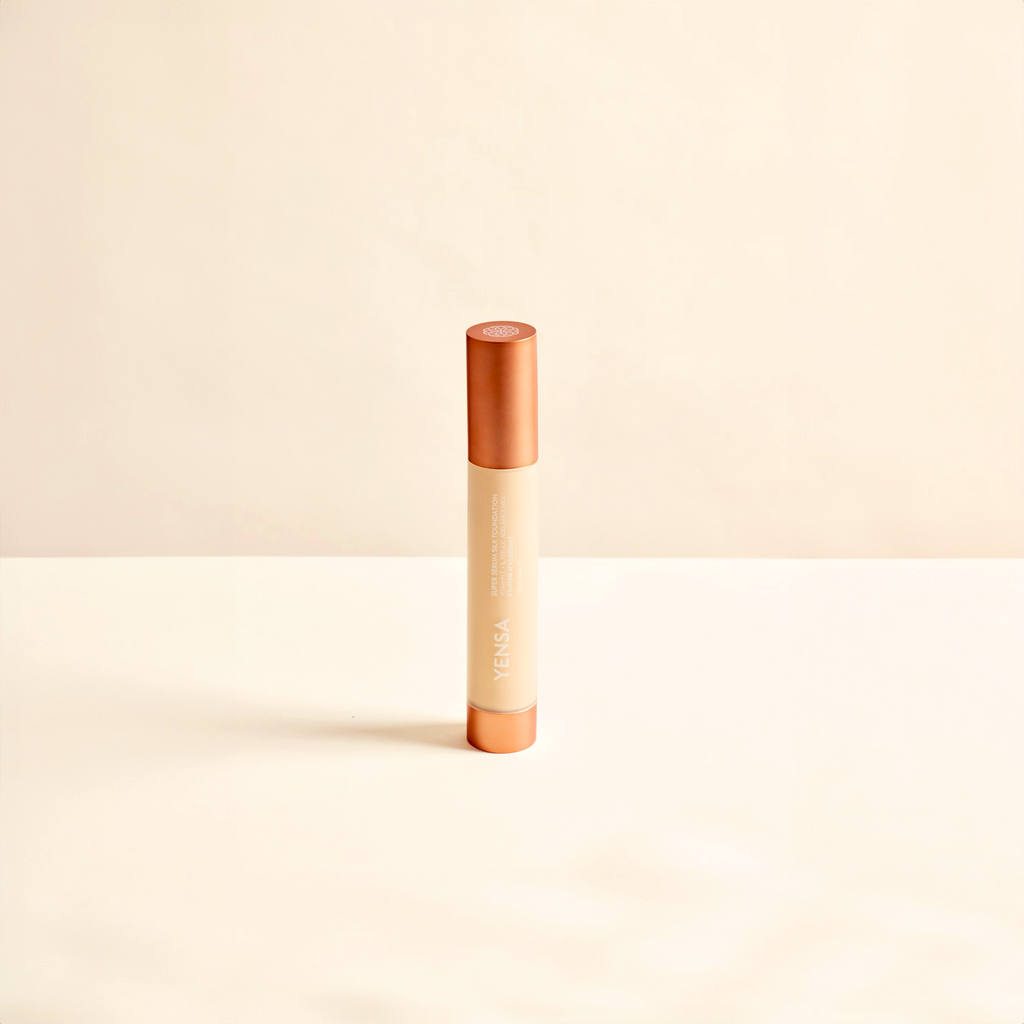 Super Serum Silk Feuchtigkeitsspendende Peptid-Foundation für strahlende Haut und natürlichen Glanz